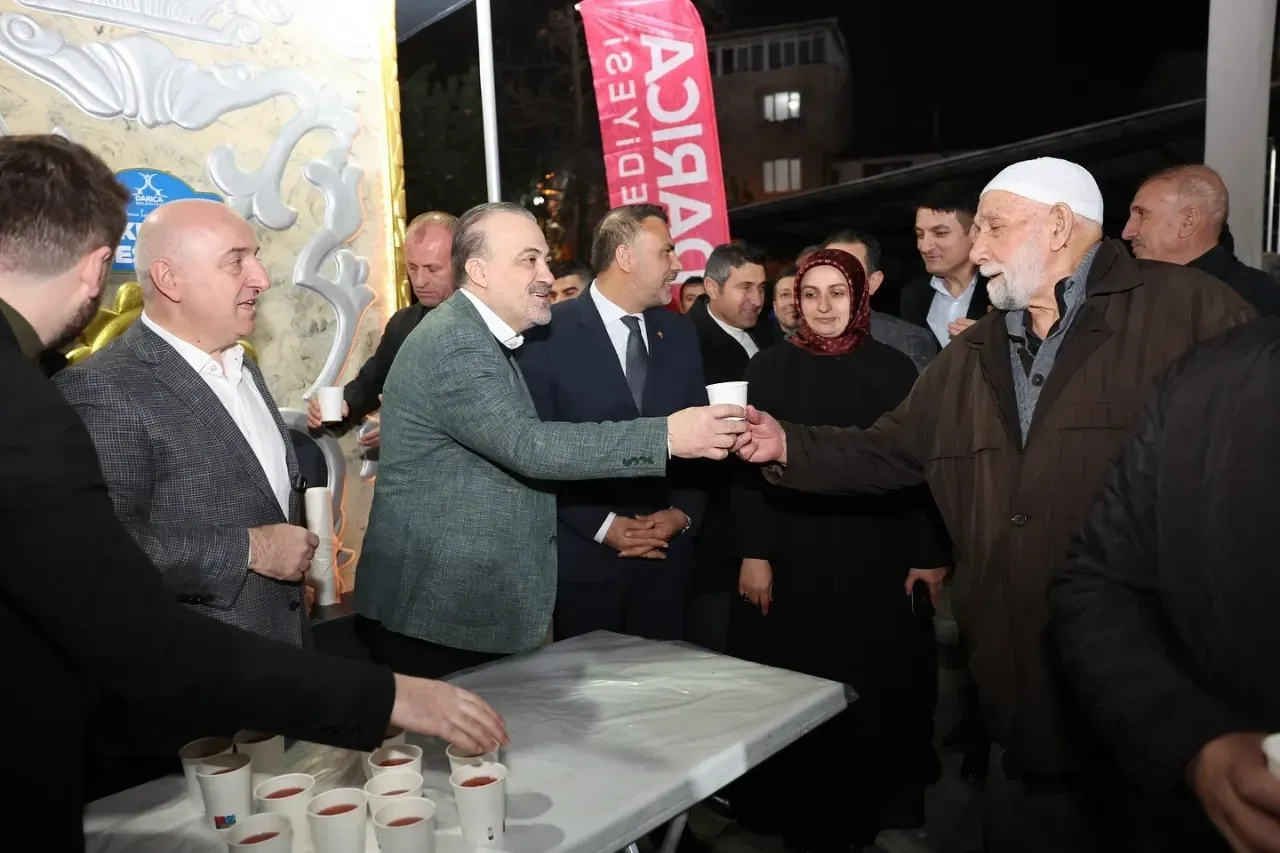 AK Parti Ramazan Ayında Sahada