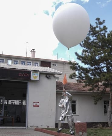 meteoroloji-balon-2344845.jpg