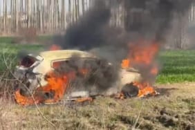 otomobilini-yakip-son-anda-kendisini-di-599144-1748312164