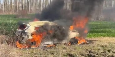 otomobilini-yakip-son-anda-kendisini-di-599144-1748312164