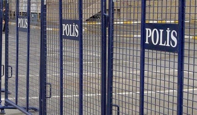 polis-barikati-aa-1609584.jpg