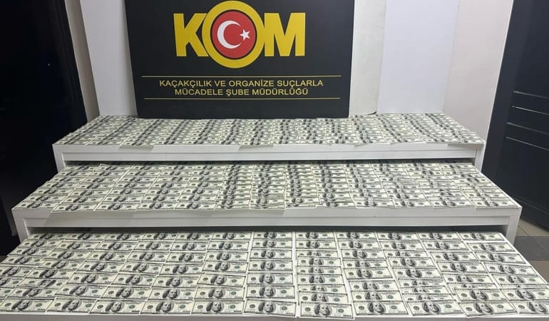 sahte-dolar-dha-2345400.jpg