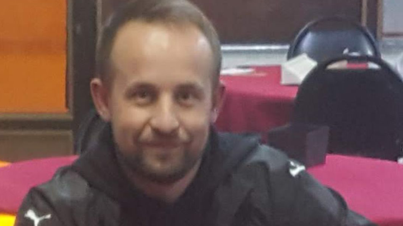 Evinin balkonunda canına kıydı