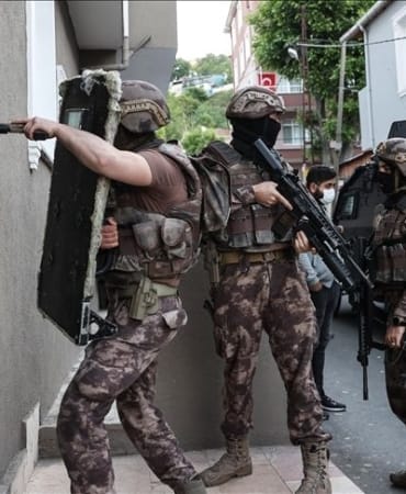 thumbs-b-c-6889eaeb733734108c77fe733fc6bd40