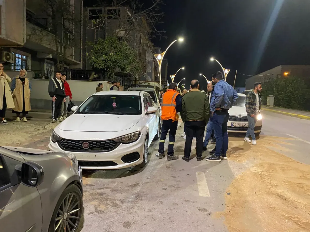 15 yaşındaki çocuk, mahalleyi savaş alanına çevirdi