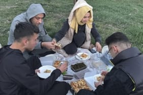 yol-kenari-iftar-aa-2346868.jpg