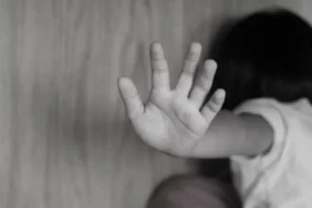 5-yasindaki-kizi-camide-istismar-etti-1