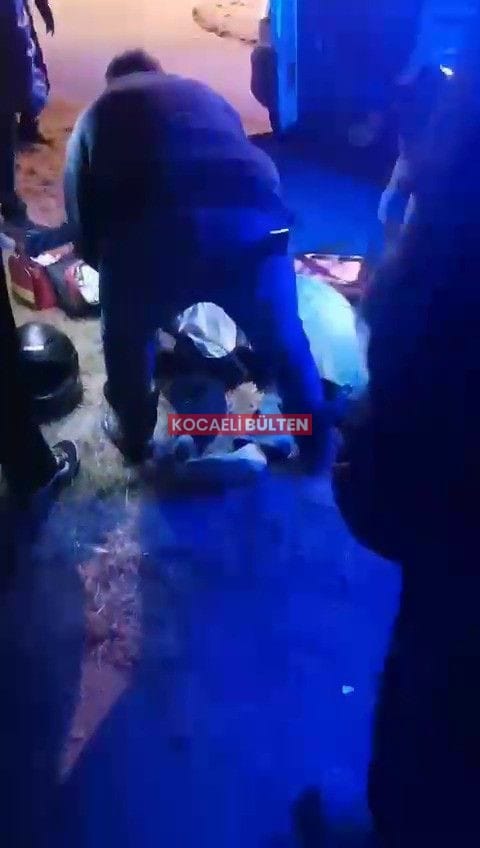 İzmit’te Korkutan Motosiklet Kazası: Kafa Kafaya Çarpıştılar, 2 Yaralı