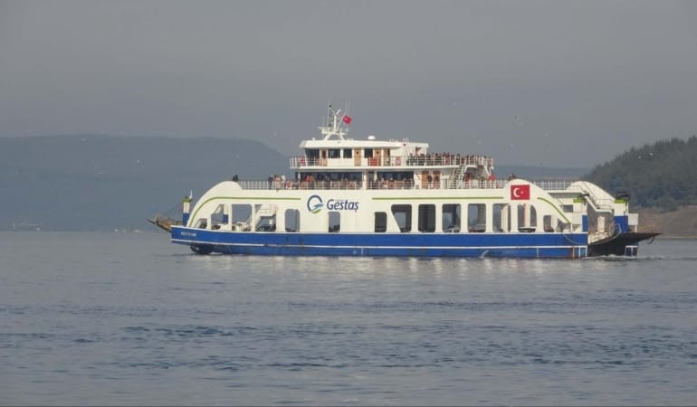 bozcaada-feribot-dha-2204442.jpg