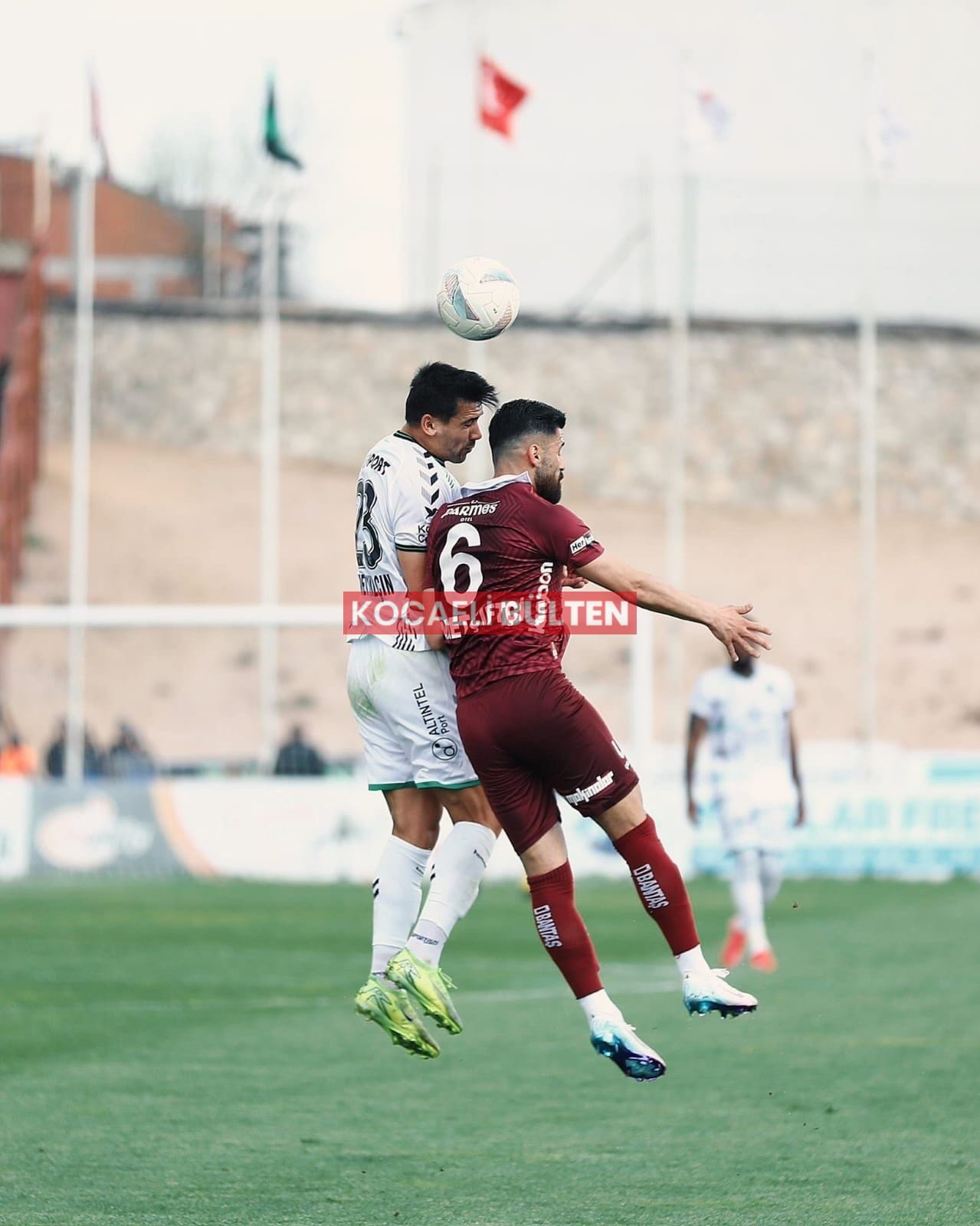 Kocaelispor, Bandırmaspor Deplasmanında Son Dakika Golüyle 2-2 Berabere Kaldı
