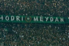 hodri-meydan-huseyin-uzulmez-e-boyle-yuklendi-h24293-97d5f-1614519018