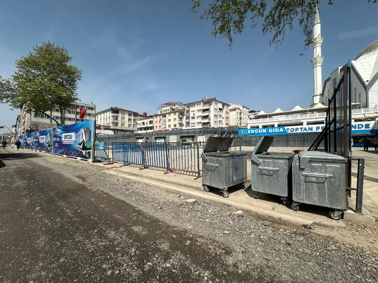 Derince Kent Meydanı'nda Metro İçin İlk Adım: Sondaj Başlıyor
