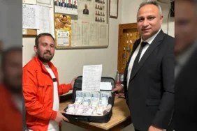 ormanyada-dusurulen-para-dolu-canta-sahibine-ulastirildi