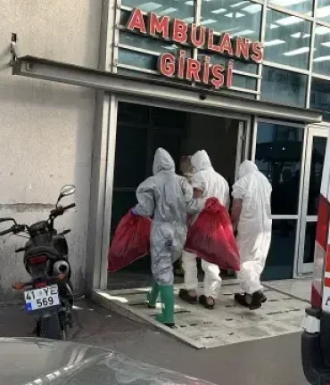 142-kimyasal-alarm-4-isci-hastaneye-kaldirildi