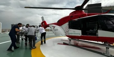 ambulans-helikopter-aa-2356249.jpg