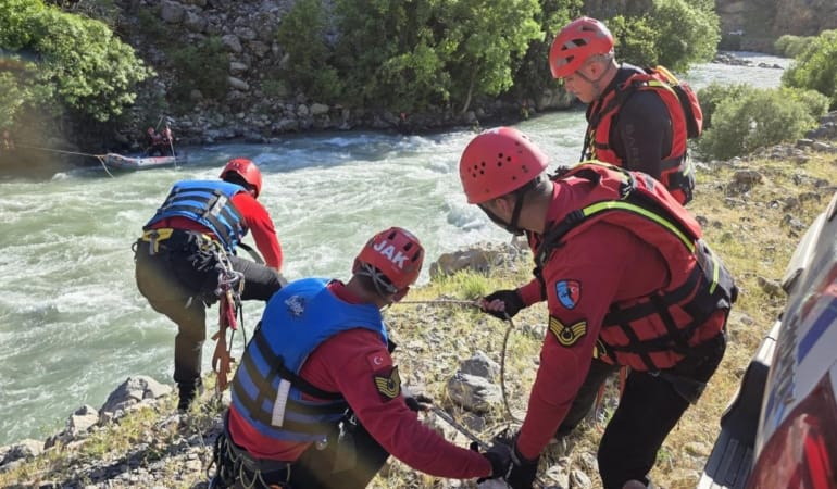 hakkari-arama-calismalari-aa-2361343.jpg