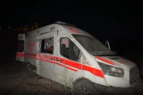 ambulans-kaza-aa-2378726.jpg