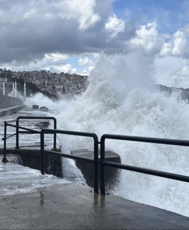 dalga-firtina-zonguldak-2350488.jpg