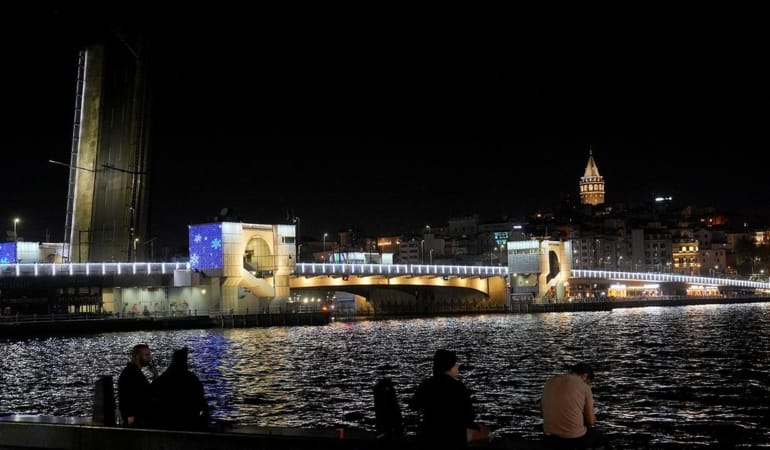 galata-kopru-kapatildi-aa-2377818.jpg