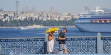 istanbul-sicak-hava-aa-2382269.jpg