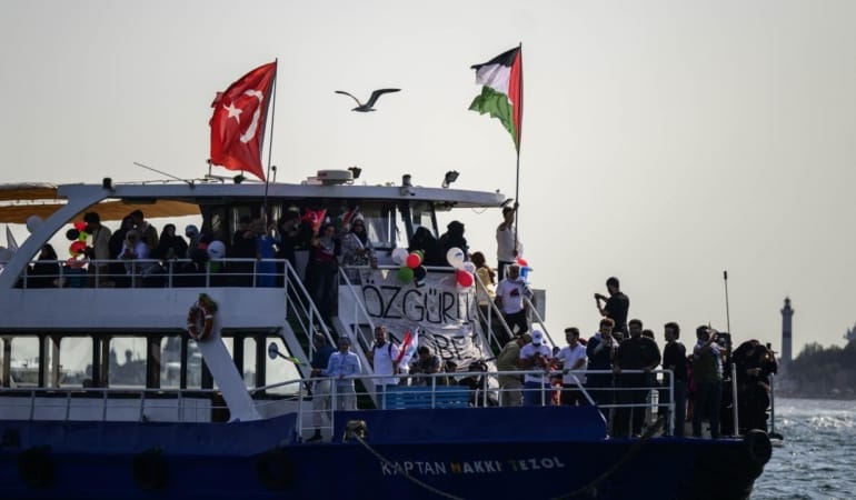 istanbul-gosteri-2391046.jpg