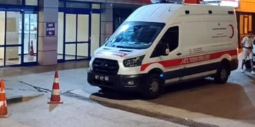 ambulans-2384047.jpg