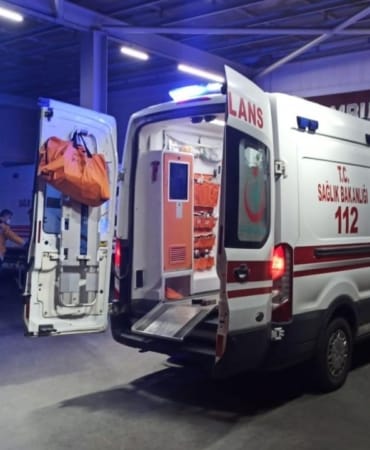 ambulans-stok-2259034.jpg