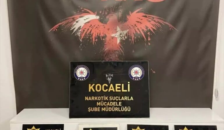 kocaeli-de-uyusturucu-operasyonunda-5-supheli-19070025_amp.jpg