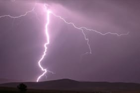 yildirim-dusmesi-aa-1577237.jpg