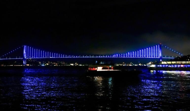 istanbul-bogazi-aa-2404160.jpg