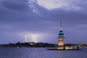 istanbul-yagis-kiz-kulesi-aa-2411197.jpg