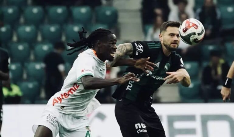 kocaelispor-corendon-alanyaspor-2-0-19185937_amp.jpg