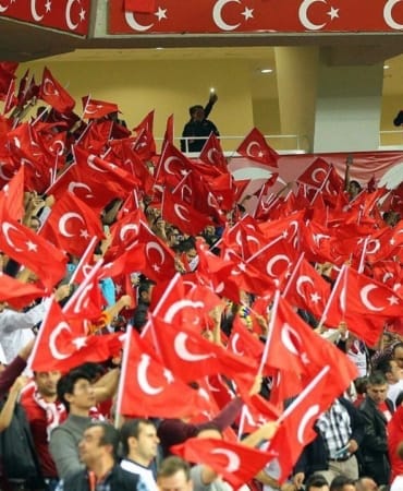 milli-takim-turk-taraftarlar-aa-2394030.jpg