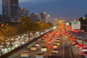 trafik-2410438.jpg