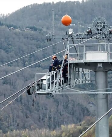 kartepe-teleferik-hatti-nda-kurtarma-tatbikat-19314924_amp.jpg
