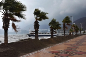 marmaris-firtina-aa-1707878.jpg