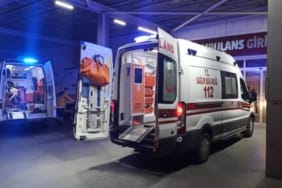 1768875727_ambulans-stok-2259034.jpg