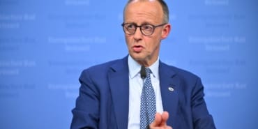 friedrich-merzaa-2384342.jpg