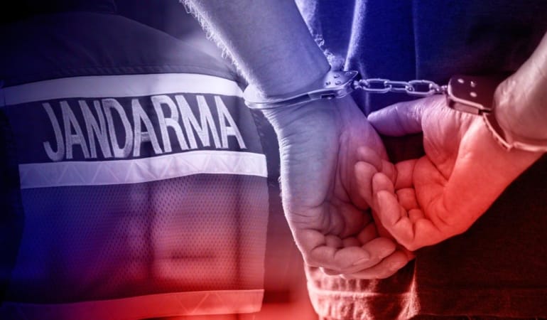 jandarma-gozalti-stok-2428655.jpg